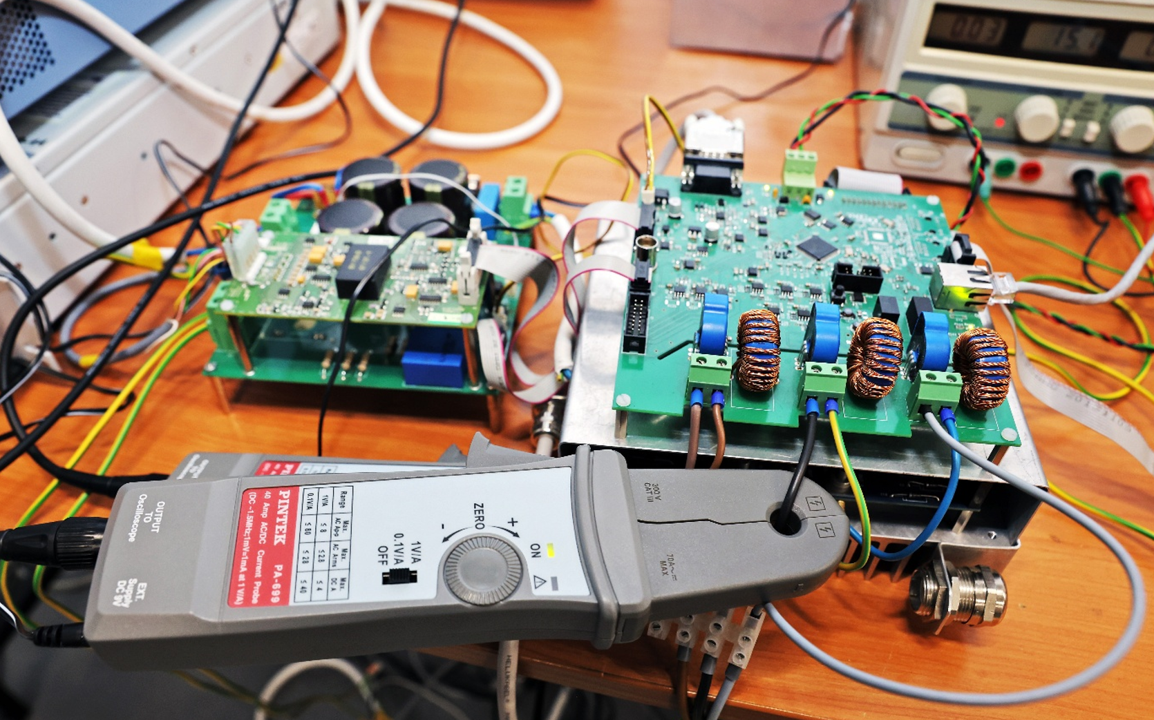 Prototypowy falownik z procesorem Kinetis